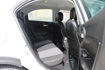 Fiat 500X 2019 - 13900 EUR, 122366 km - AUTO.MOTO.pt - 122366km - foto 15 de 22