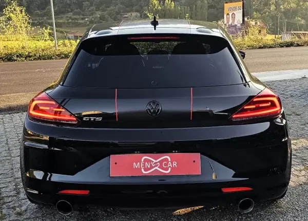 Volkswagen Scirocco 2015 - 25000 EUR, 125000 km - AUTO.MOTO.pt - 125000km - foto 4 de 28