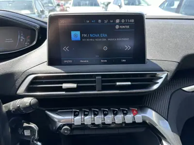 Peugeot 5008 2017 - 13900 EUR, 200000 km - AUTO.MOTO.pt - 200000km - foto 28 de 49