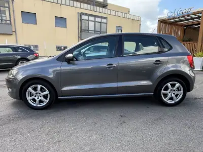 Volkswagen Polo 2009 - 6750 EUR, 237000 km - AUTO.MOTO.pt - 237000km - foto 8 de 41