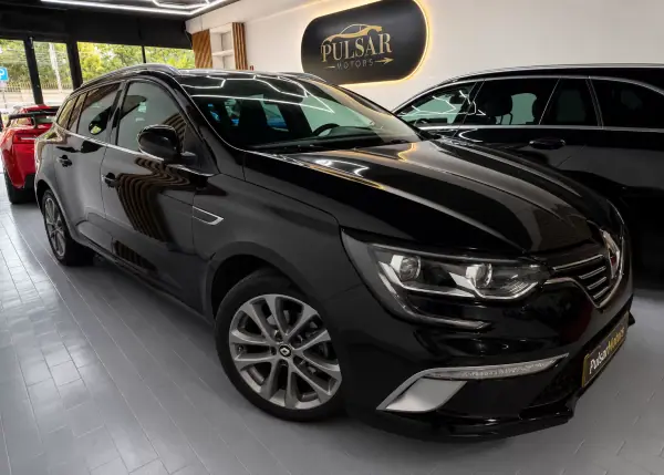 Renault Mégane 2018 - 12900 EUR, 184019 km - AUTO.MOTO.pt - 184019km - foto 2 de 7