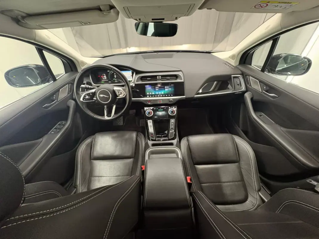 Jaguar I-Pace 2018 - 21250 EUR, 151000 km - AUTO.MOTO.pt - 151000km - foto 9 de 20