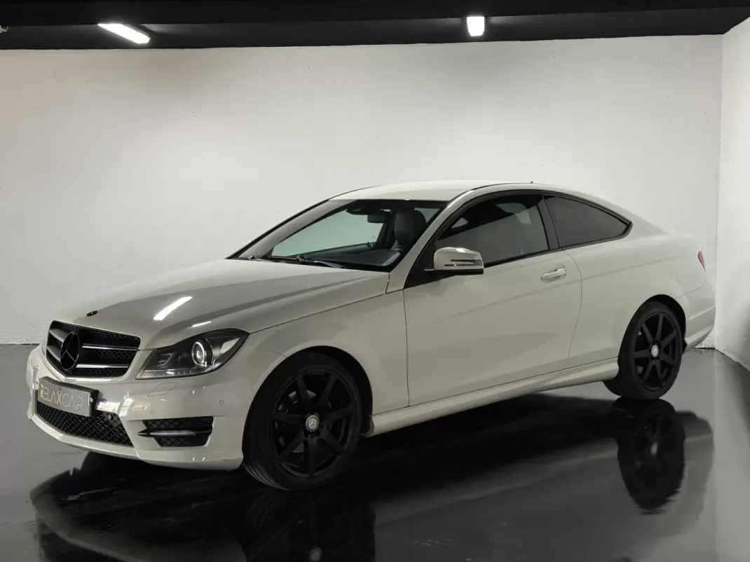 Mercedes-Benz C 250 2011 - 18500 EUR, 193000 km - AUTO.MOTO.pt - 193000km - foto 8 de 22