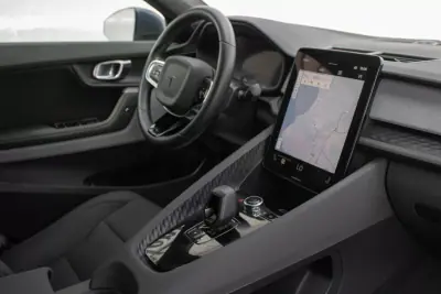 Polestar 2 2021 - 22500 EUR, 138000 km - AUTO.MOTO.pt - 138000km - foto 39 de 46