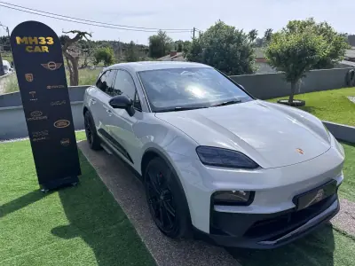 Porsche Macan 2026 - 129000 EUR, 2200 km - AUTO.MOTO.pt - 2200km - foto 4 de 85