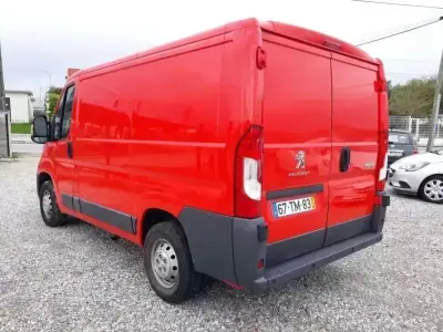 Peugeot BOXER 2.0 HDI C IVA 2017 - 12999 EUR, 100000 km - AUTO.MOTO.pt - 100000km - foto 4 de 11