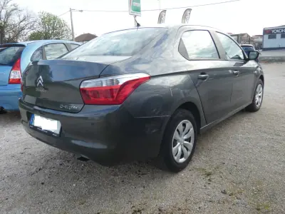 Citroën C-Elysée 2013 - 6750 EUR, 220000 km - AUTO.MOTO.pt - 220000km - foto 3 de 13