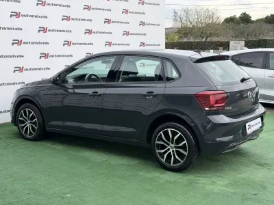 Volkswagen Polo 2020 - 14990 EUR, 168800 km - AUTO.MOTO.pt - 168800km - foto 10 de 21