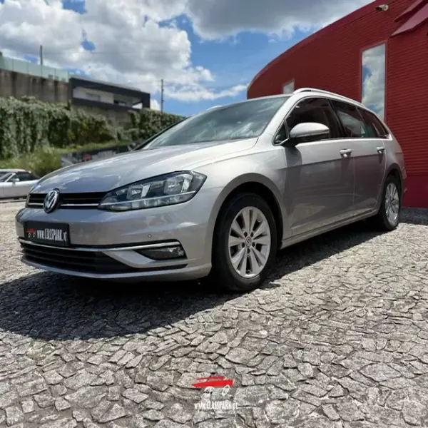Volkswagen Golf 2019 - 16900 EUR, 179000 km - AUTO.MOTO.pt - 179000km - foto 10 de 15