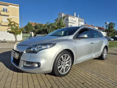 Renault Mégane Sport Tourer 2013 - 7990 EUR, 194177 km - AUTO.MOTO.pt - 194177km - foto 2 de 26