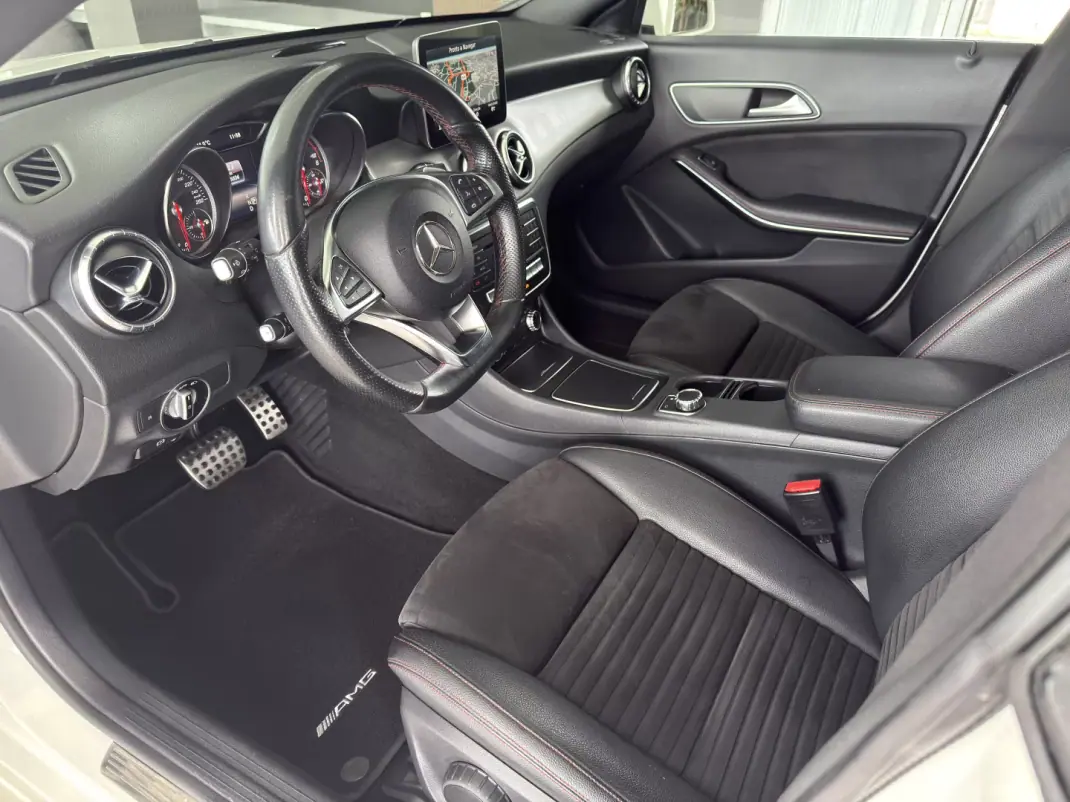 Mercedes-Benz CLA 220 2017 - 18900 EUR, 246604 km - AUTO.MOTO.pt - 246604km - foto 4 de 29