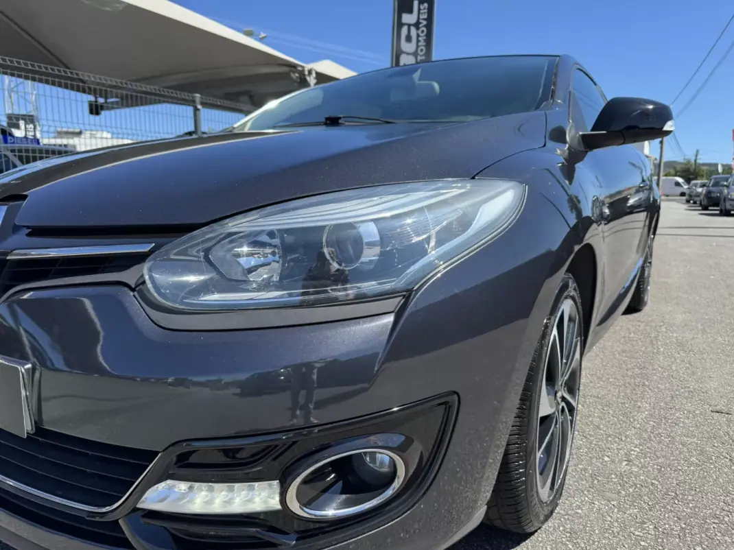 Renault Mégane Coupe 2014 - 11990 EUR, 231000 km - 231000km - foto 9 de 37
