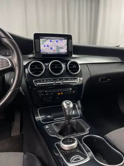 Mercedes-Benz C 180 2016 - 21999 EUR, 107000 km - AUTO.MOTO.pt - 107000km - foto 9 de 19