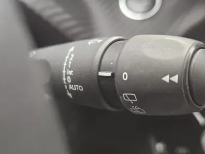 Peugeot 2008 2021 - 16500 EUR, 169015 km - AUTO.MOTO.pt - 169015km - foto 12 de 22