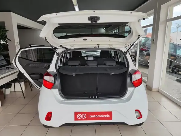 Hyundai i10 2021 - 13950 EUR, 23600 km - AUTO.MOTO.pt - 23600km - foto 15 de 37