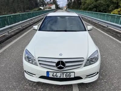 Mercedes-Benz C 250 2010 - 14950 EUR, 140152 km - AUTO.MOTO.pt - 140152km - foto 3 de 8