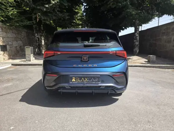 Cupra Born 2022 - 24499 EUR, 88036 km - AUTO.MOTO.pt - 88036km - foto 14 de 53