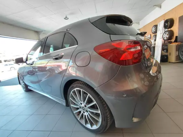 Mercedes-Benz A 180 2018 - 16900 EUR, 212000 km - AUTO.MOTO.pt - 212000km - foto 5 de 21