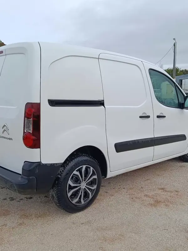 Citroën Berlingo 2017 — foto 2 de 6