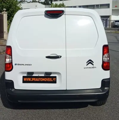 Citroën e-Berlingo 2023 - 17990 EUR, 29950 km - 29950km - foto 8 de 21