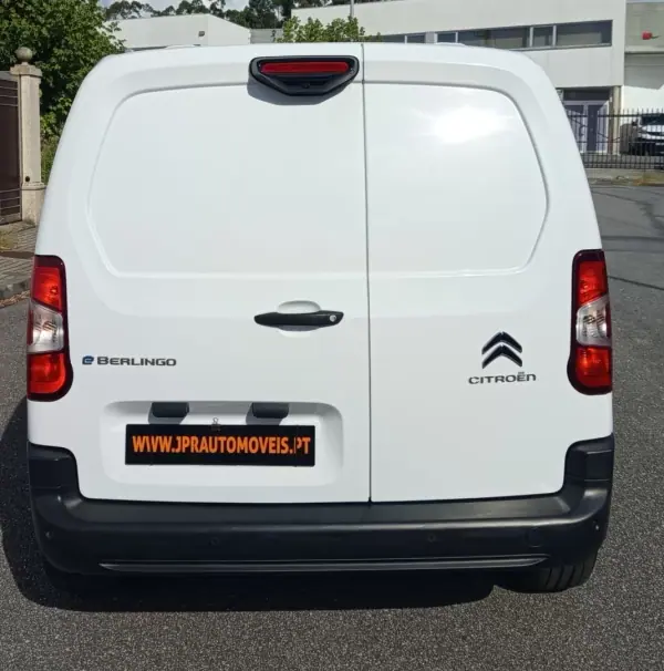 Citroën e-Berlingo 2023 - 17990 EUR, 29950 km - 29950km - foto 8 de 21