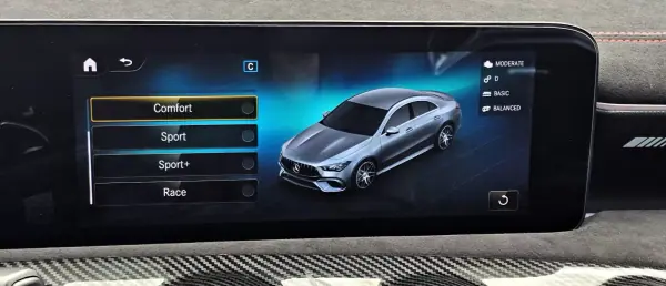 Mercedes-Benz CLA 45 AMG 2020 - 57500 EUR, 49000 km - AUTO.MOTO.pt - 49000km - foto 35 de 40