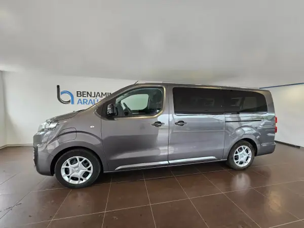 Citroën e-Spacetourer 2024 - 45000 EUR, 7067 km - AUTO.MOTO.pt - 7067km - foto 3 de 23