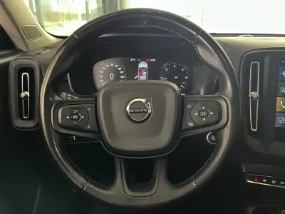 Volvo XC 40 2020 - 23800 EUR, 119887 km - 119887km - foto 8 de 25