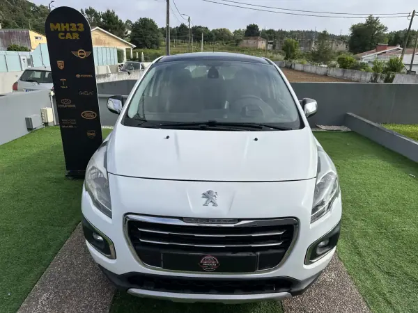 Peugeot 3008 2014 - 8400 EUR, 220000 km - AUTO.MOTO.pt - 220000km - foto 5 de 62