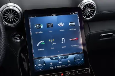 Mercedes-Benz SL 43 AMG 2022 - 109950 EUR, 30000 km - AUTO.MOTO.pt - 30000km - foto 40 de 51