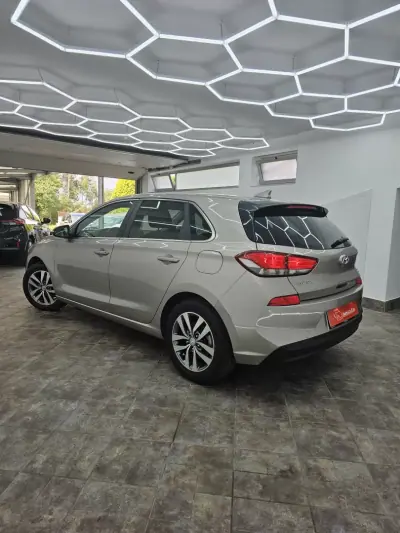 Hyundai i30 2019 - 14900 EUR, 43264 km - AUTO.MOTO.pt - 43264km - foto 21 de 33