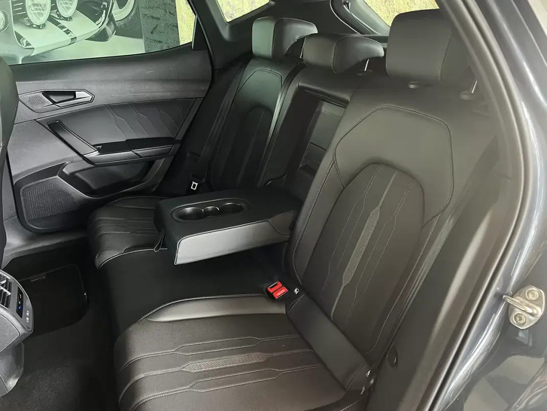 Cupra Formentor 2022 - 26900 EUR, 80652 km - AUTO.MOTO.pt - 80652km - foto 24 de 25