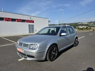 Volkswagen Golf 2003 - 200000km