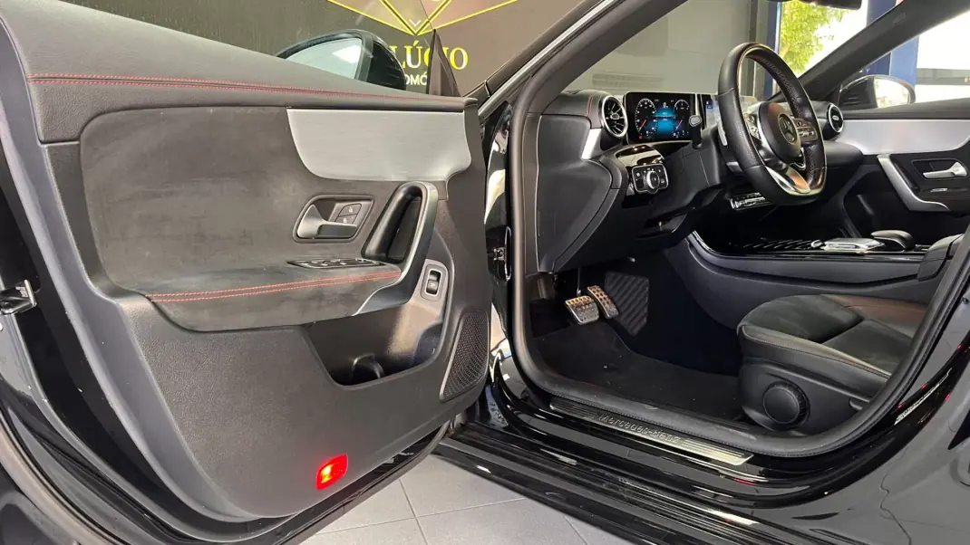 Mercedes-Benz CLA 180 2020 - 24000 EUR, 209314 km - 209314km - foto 37 de 55