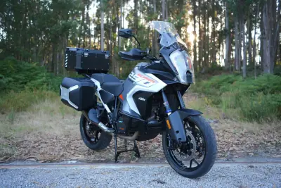 KTM 1290 Super Adventure 2023 - 17990 EUR, 32000 km - AUTO.MOTO.pt - 32000km - foto 7 de 46