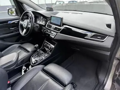 BMW 218 Active Tourer 2014 - 13900 EUR, 150000 km - AUTO.MOTO.pt - 150000km - foto 58 de 60