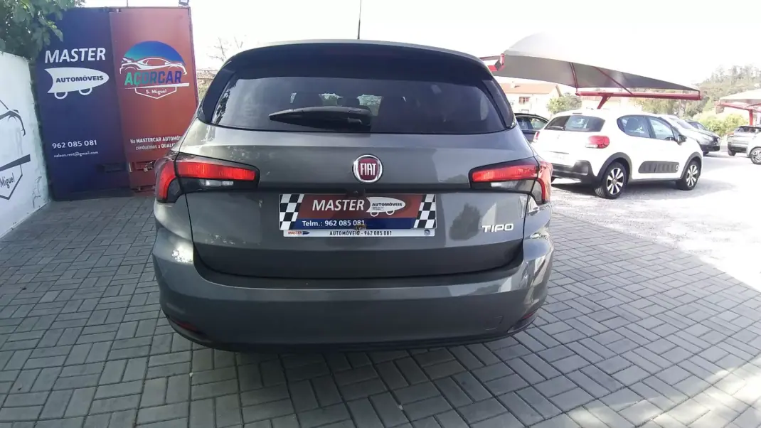 Fiat Tipo Station Wagon 2020 - 14350 EUR, 60939 km - AUTO.MOTO.pt - 60939km - foto 31 de 34