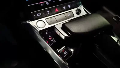 Audi e-tron 2019 - 42900 EUR, 78950 km - AUTO.MOTO.pt - 78950km - foto 42 de 58