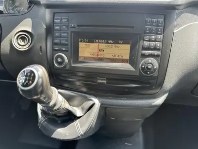 Mercedes-Benz Vito 2011 - 13900 EUR, 220000 km - AUTO.MOTO.pt - 220000km - foto 19 de 20