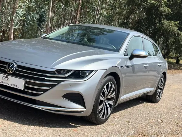 Volkswagen Arteon Shooting Brake 2021 - 27900 EUR, 89450 km - AUTO.MOTO.pt - 89450km - foto 3 de 43