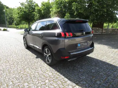 Peugeot 5008 2017 - 20490 EUR, 161000 km - AUTO.MOTO.pt - 161000km - foto 7 de 57