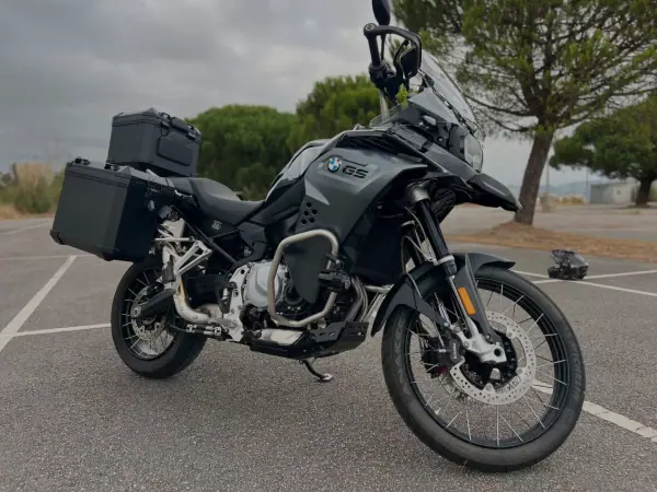 BMW F 850 GS Adventure Triple Black 2022 Gasolina — 19 655 km · Porto BMW F 850 GS Adventure Triple Black 2022 Gasolina