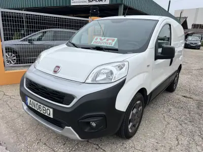 Fiat Fiorino 2021 - 8990 EUR, 145431 km - AUTO.MOTO.pt - 145431km - foto 3 de 15