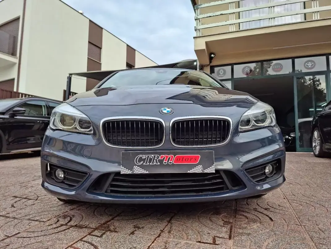 BMW 218 2014 - 8500 EUR, 490000 km - AUTO.MOTO.pt - 490000km - foto 2 de 33