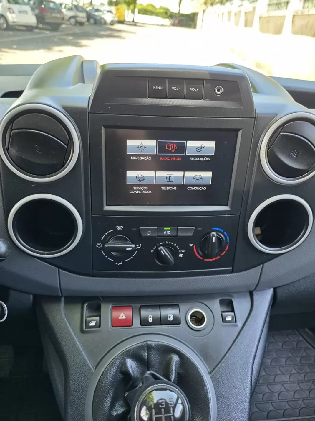 Citroën 2017 - 8990 EUR, 224125 km - AUTO.MOTO.pt - 224125km - foto 12 de 13