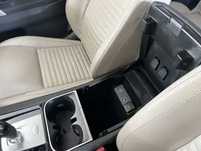 Land Rover Discovery Sport 2021 - 37200 EUR, 74894 km - AUTO.MOTO.pt - 74894km - foto 16 de 26