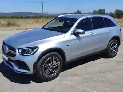Mercedes-Benz GLC 300 2021 - 37000 EUR, 74710 km - 74710km - foto 1 de 15