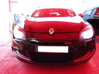 Renault Mégane Coupe 2010 - 9949 EUR, 225100 km - 225100km - foto 32 de 41