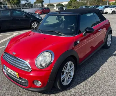 MINI Cooper 2011 - 9990 EUR, 2000 km - AUTO.MOTO.pt - 2000km - foto 6 de 14