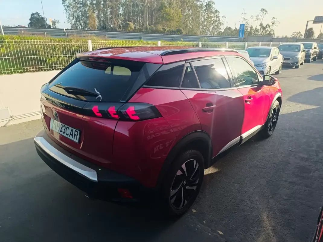 Peugeot 2008 2021 - 18990 EUR, 186919 km - AUTO.MOTO.pt - 186919km - foto 7 de 37